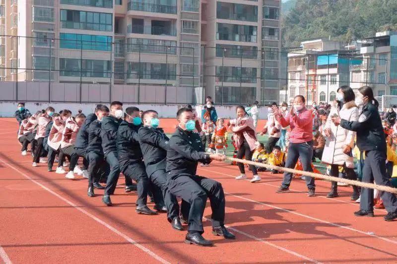 那坡镇交通新动态，交通改善助力地方发展腾飞