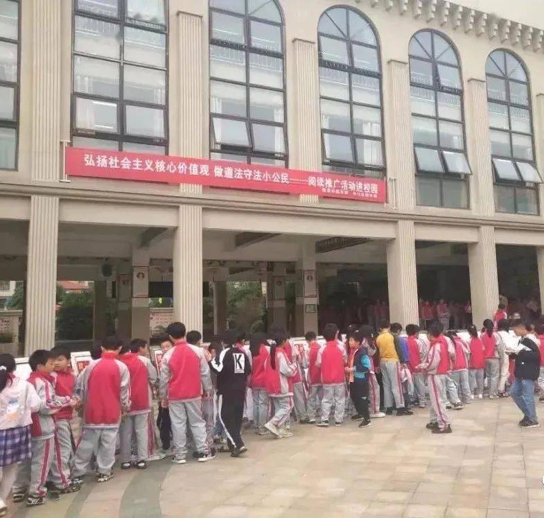 鹰潭市图书馆新领导引领变革与发展